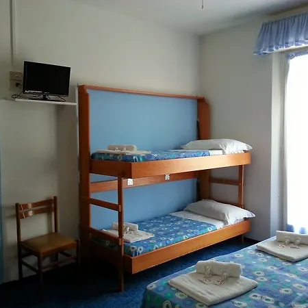 Ξενοδοχείο Costa D'oro 3*